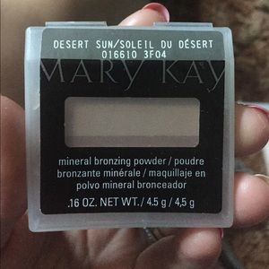 Mary Kay Desert Sun bronzer