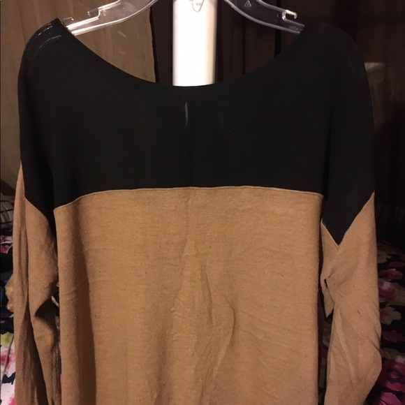 Tan/Black Sweater Top - Picture 1 of 3