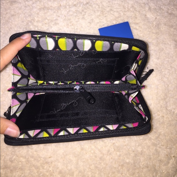 Vera Bradley wallet - Picture 2 of 2