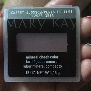 Mary kay Cherry blossom cheek color
