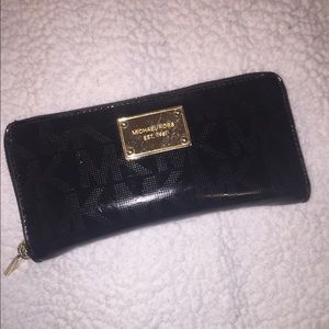 Michael Kors Wallet - Black