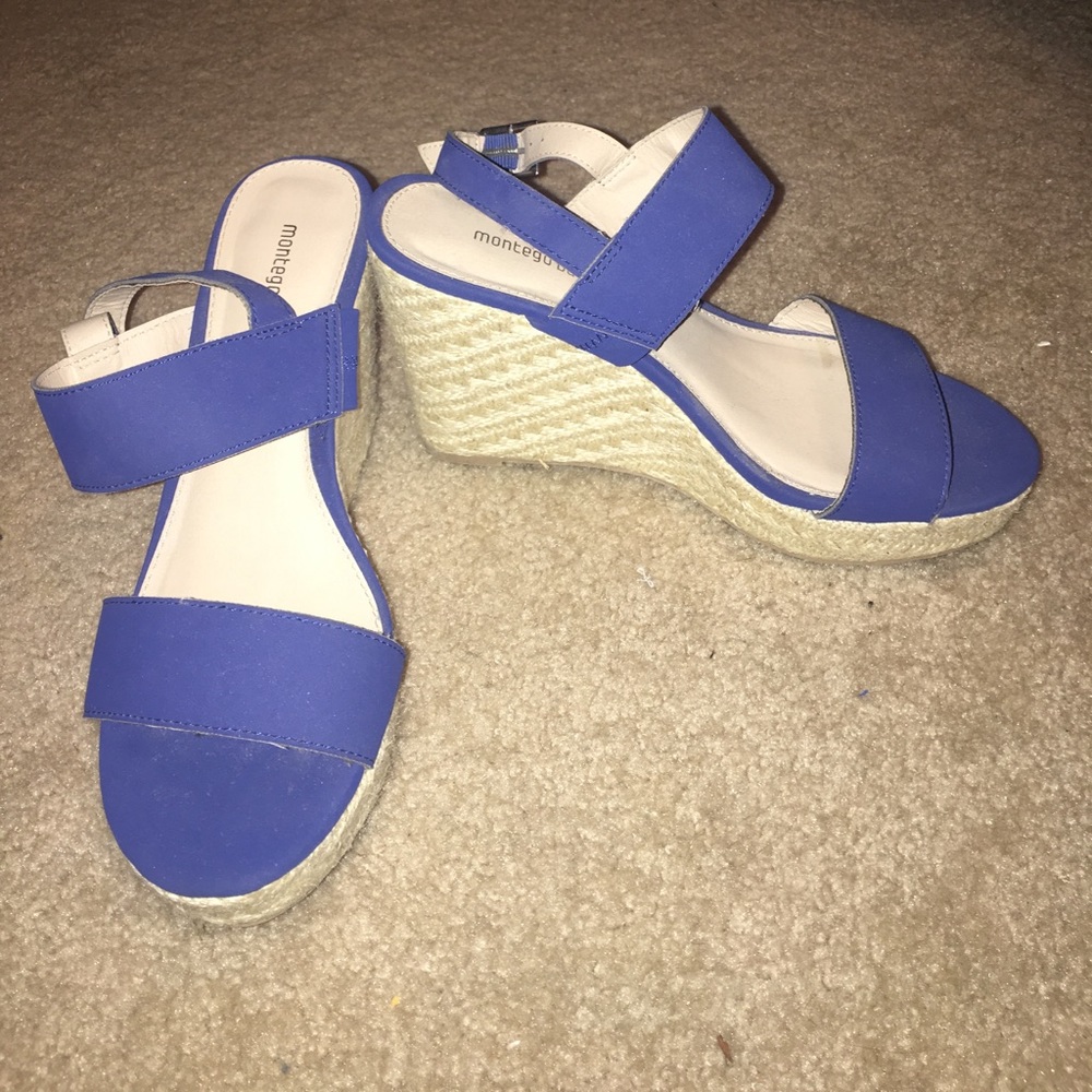 Royal blue and cream wedges