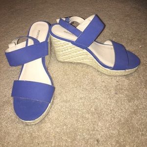 Royal blue and cream wedges