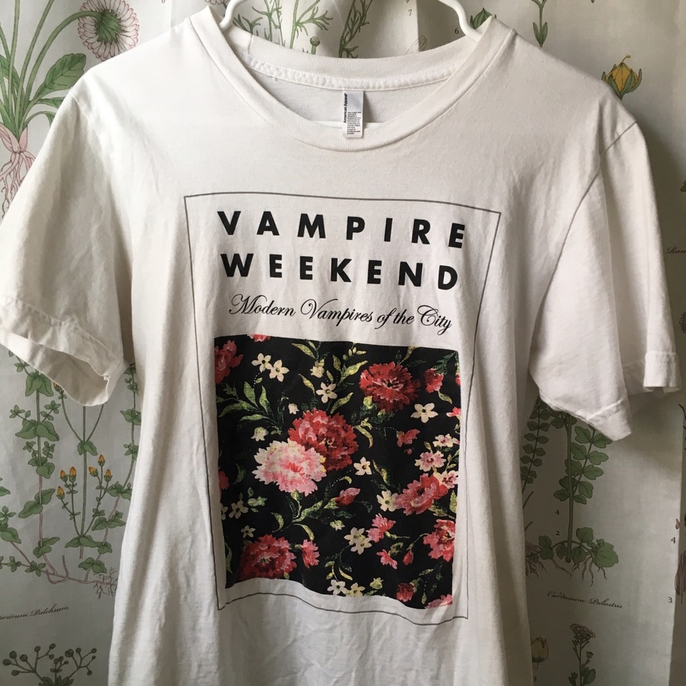 Vampire Weekend Tee