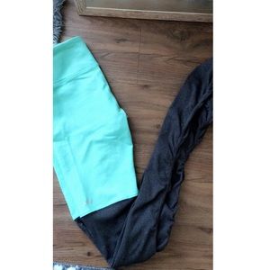 Alo Yoga Goddess Legging