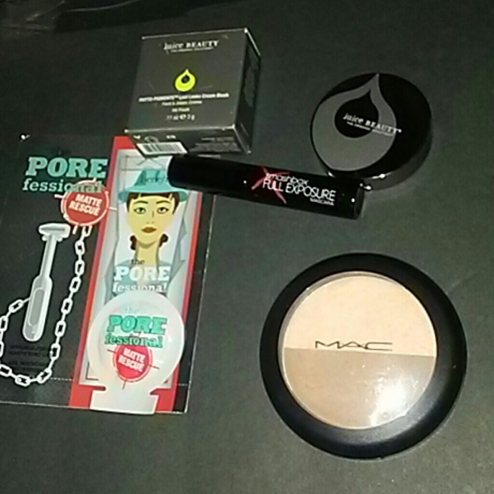 1.Mac sculpt. #2Blush #3Smashbox#4Pore