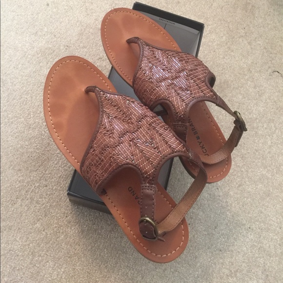❌SOLD❌ Lucky Brand Sandals - Picture 1 of 2