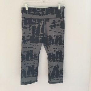Capri workout pants