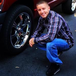 Meet your Posher, Eli