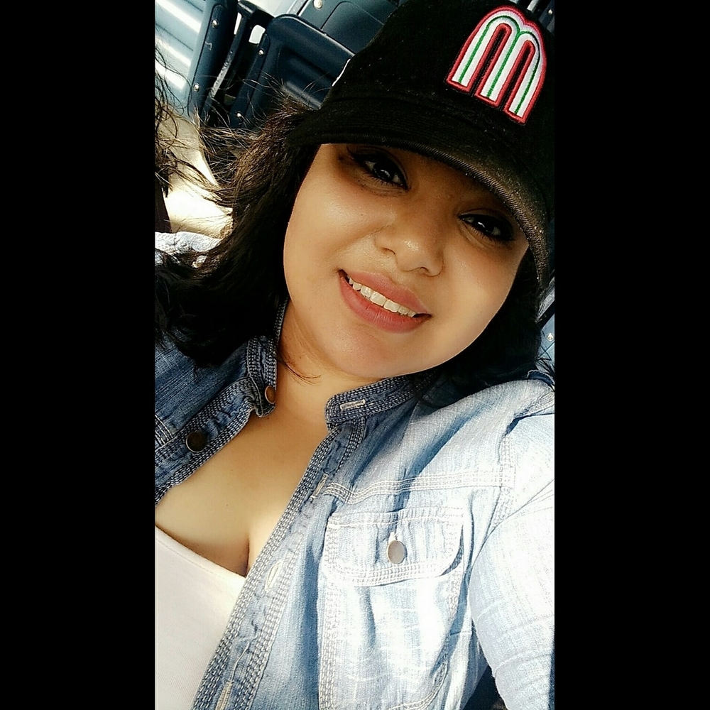 Meet your Posher, Carla