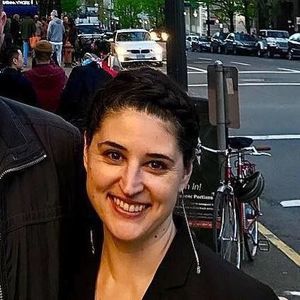 Meet your Posher, Nicole