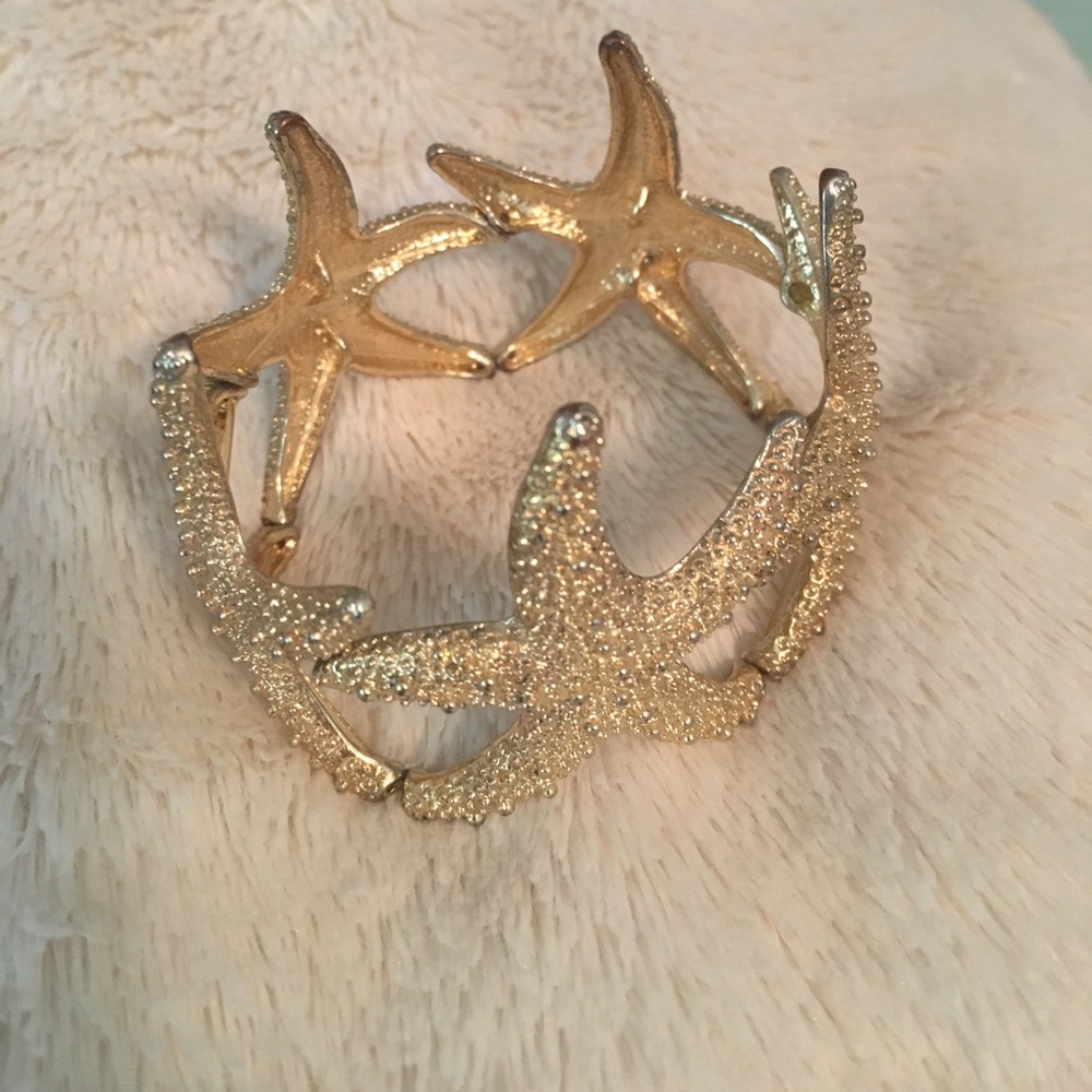 Gold Starfish Bracelet