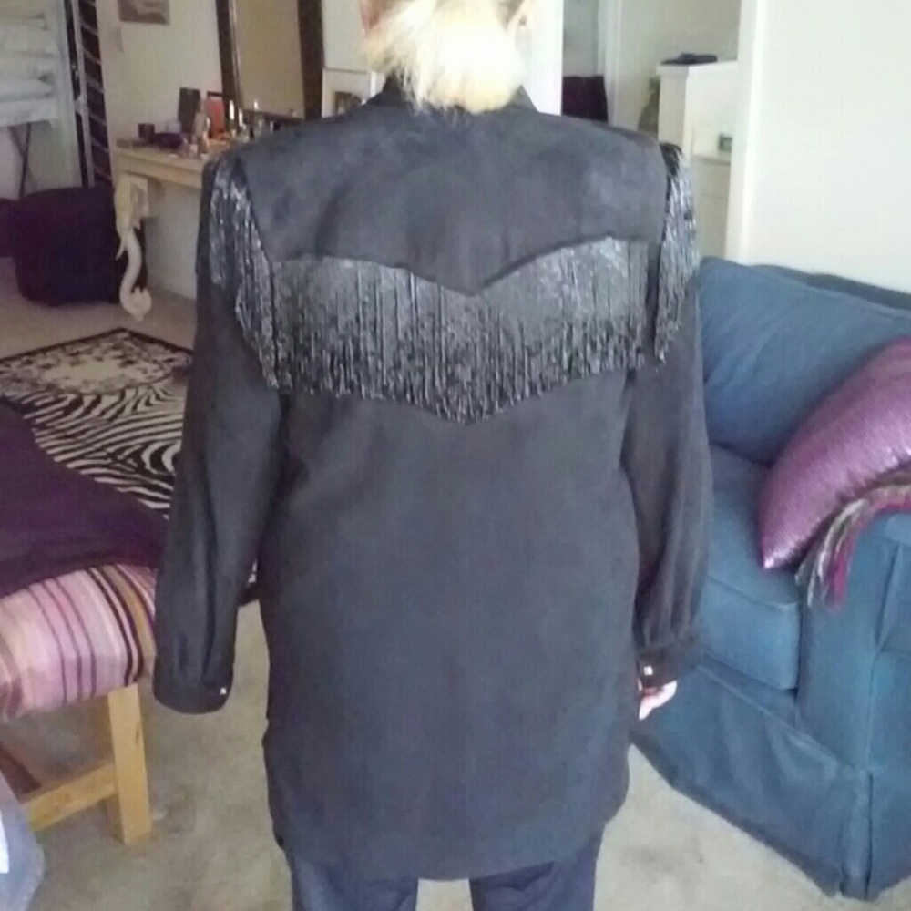 Blk genuine suede shirt jacket with beaded fringe