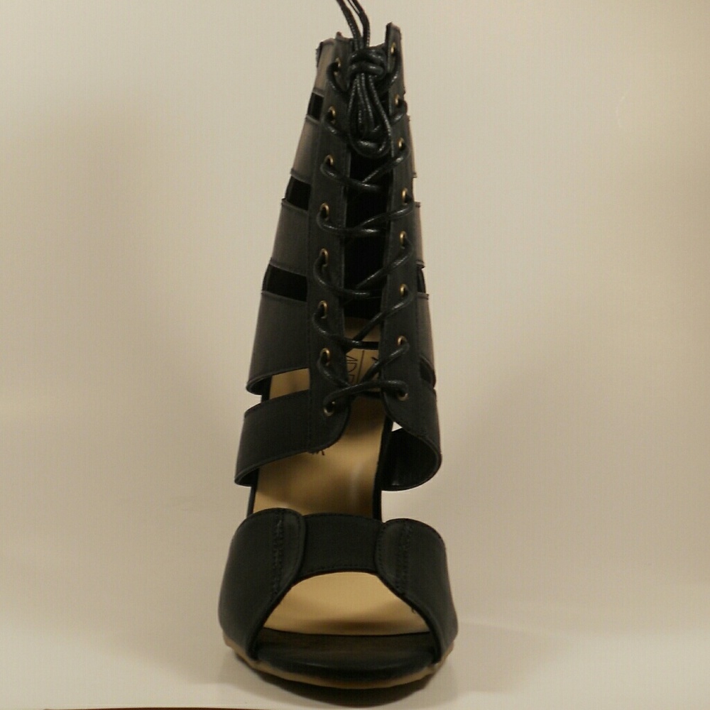 BLACK LACE UP HEELS - Picture 5 of 5