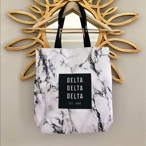 Marble Tridelt Tote ΔΔΔ