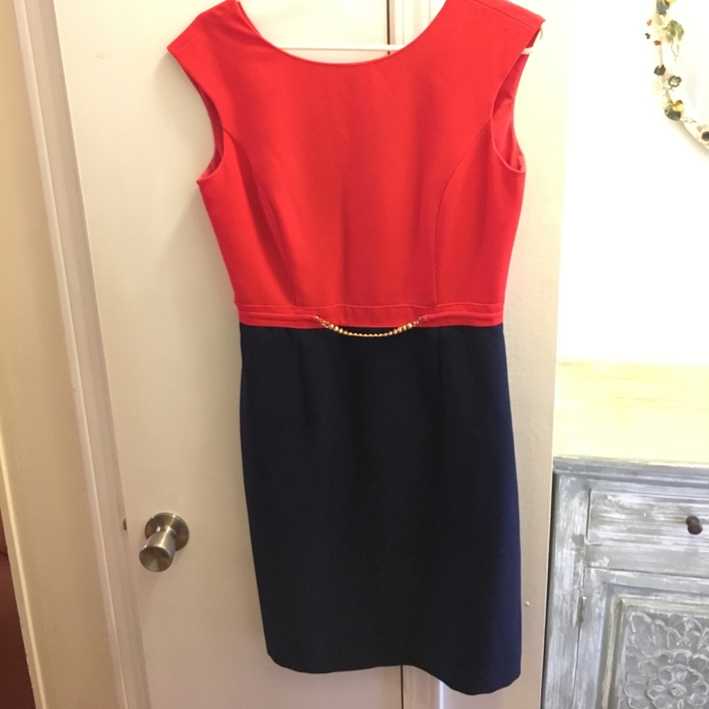 Flattering professional dress - size 4