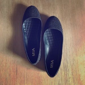 MIA Black Flats