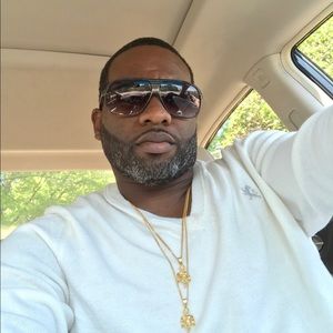 Meet your Posher, Foluke