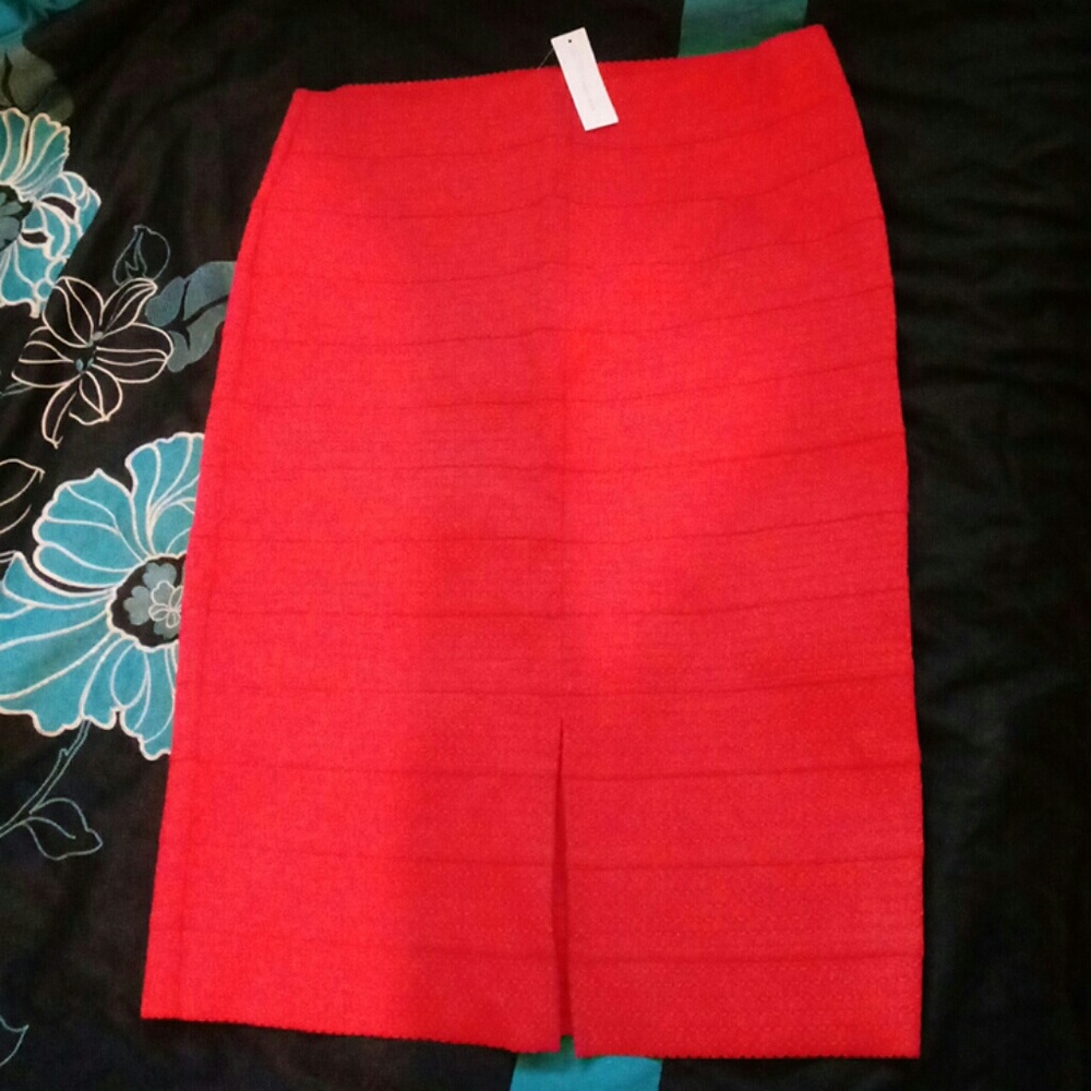 Ren Pencil skirt