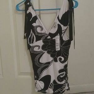 NWT Bebe blk & wt floral shoulder tie top