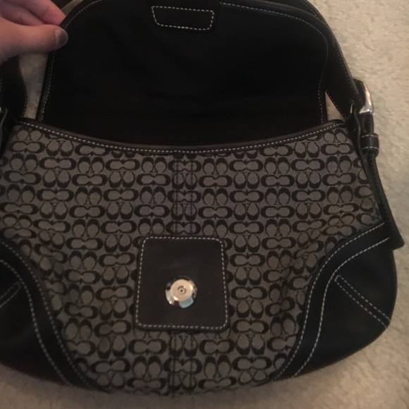 Authentic Small Coach Purse - Picture 2 of 5
