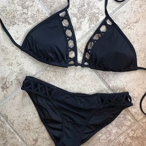 Detailed Cheeky Bikini Bottoms