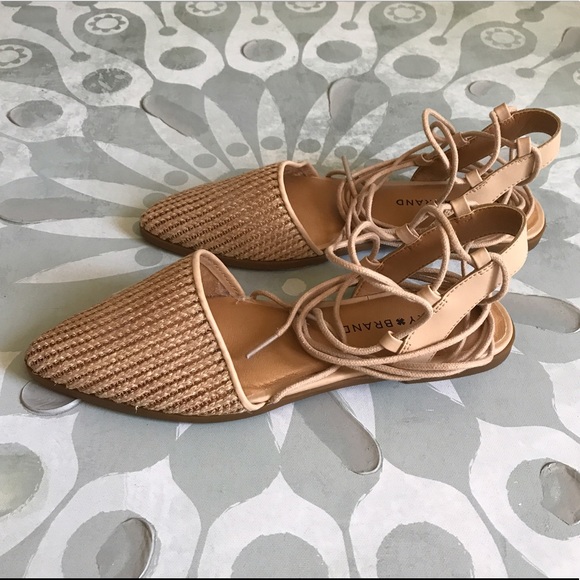 ⬇️{Lucky Brand}Mackneill Ankle Wrap-Tie Woven Flat - Picture 2 of 6