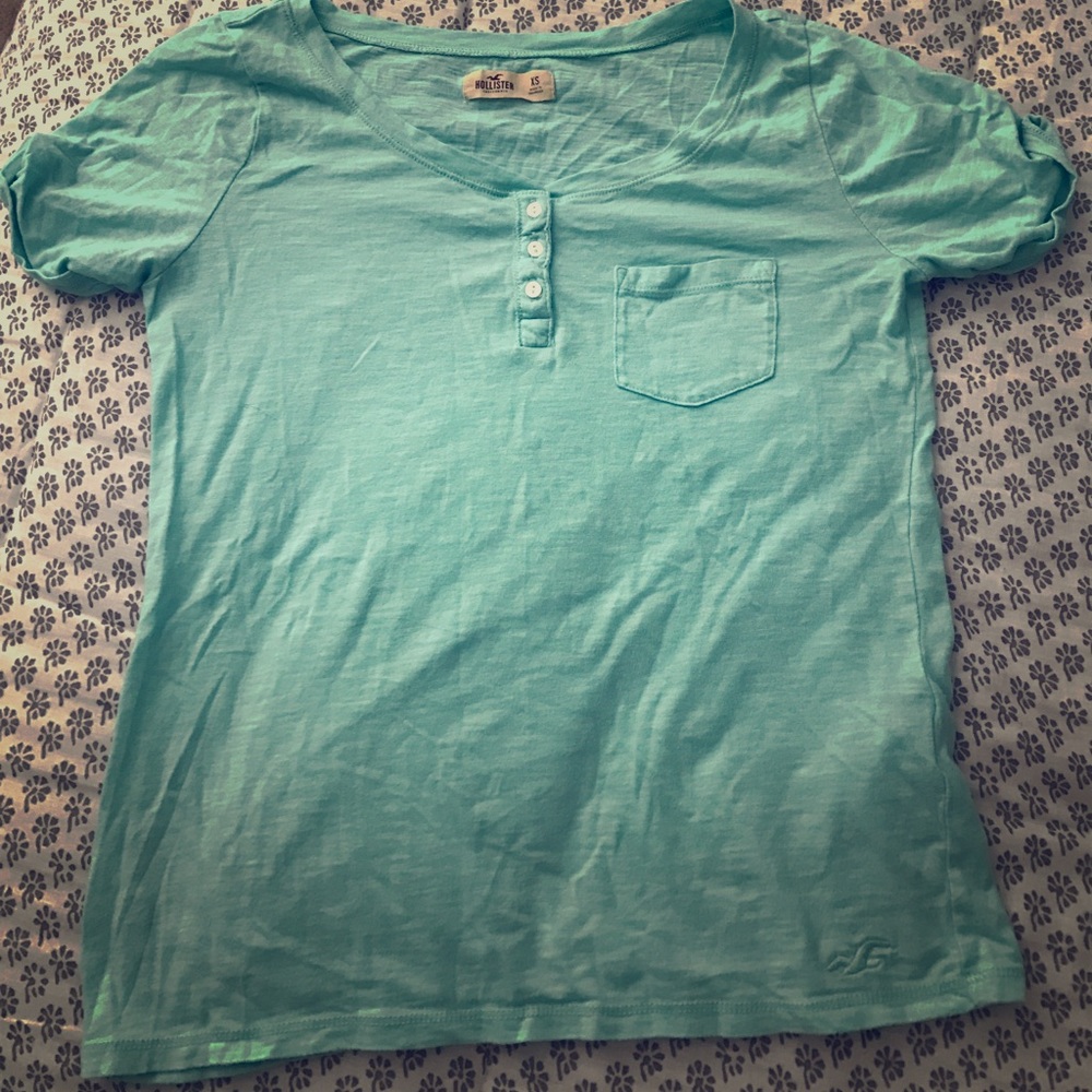 Blue hollister shirt