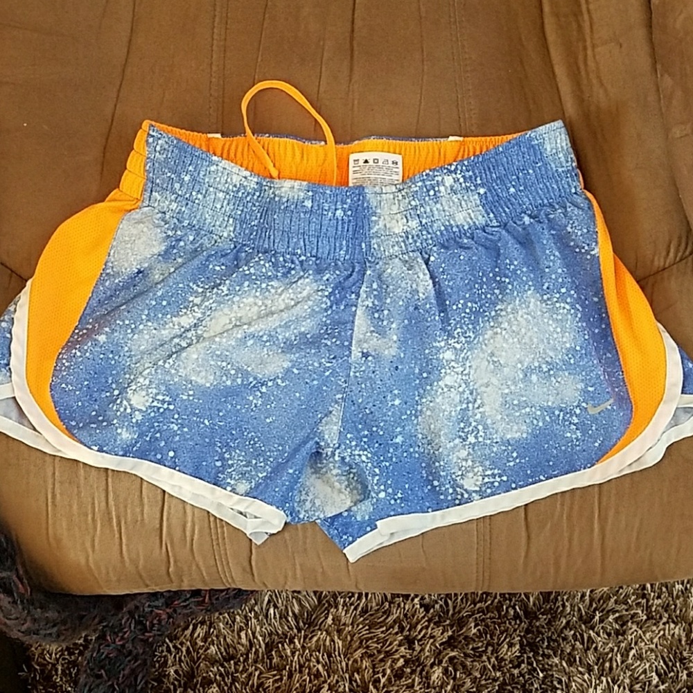 Running shorts