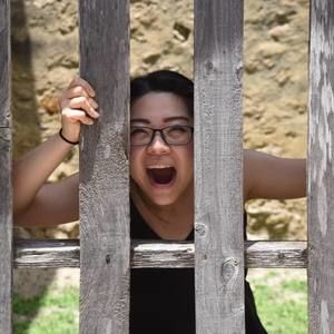 Meet your Posher, Yajing