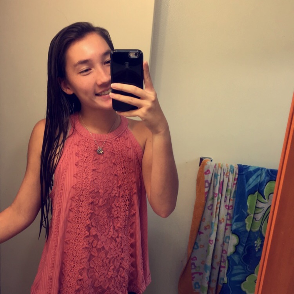 Meet your Posher, Stephanie