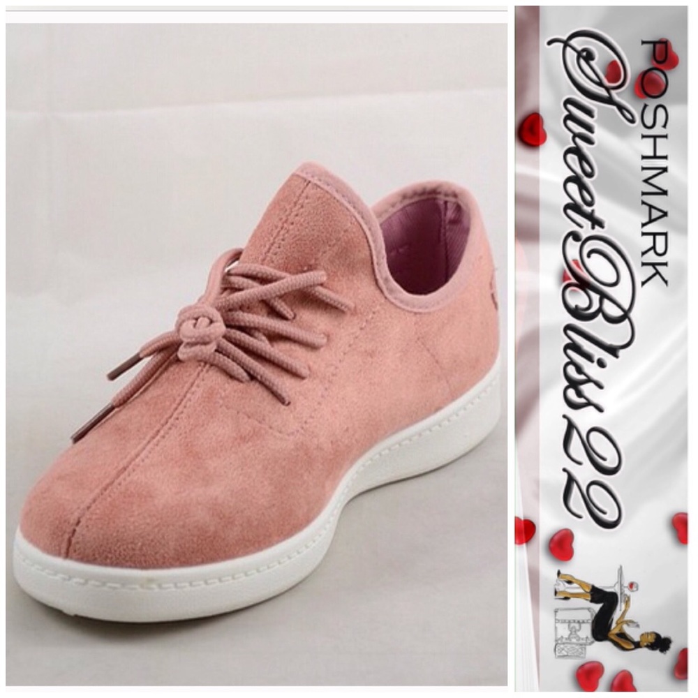 🌸Blush Faux Suede Shoes🌸 - Picture 4 of 4