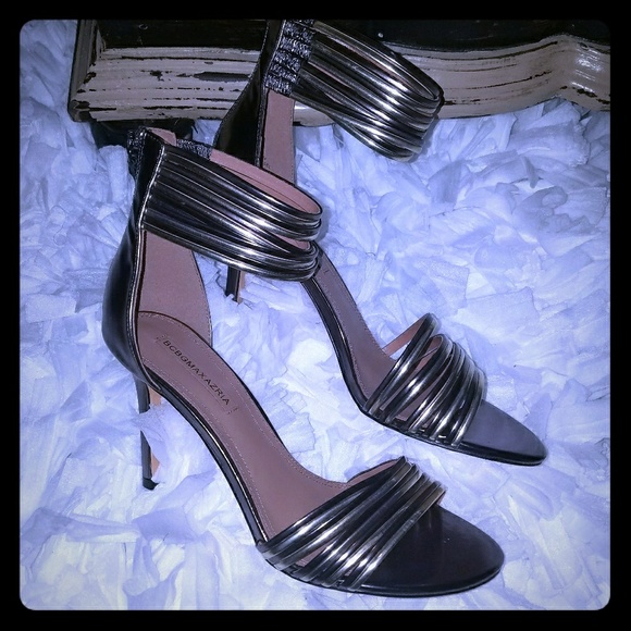 NEW Women's BCBG Metallic - Picture 1 of 4