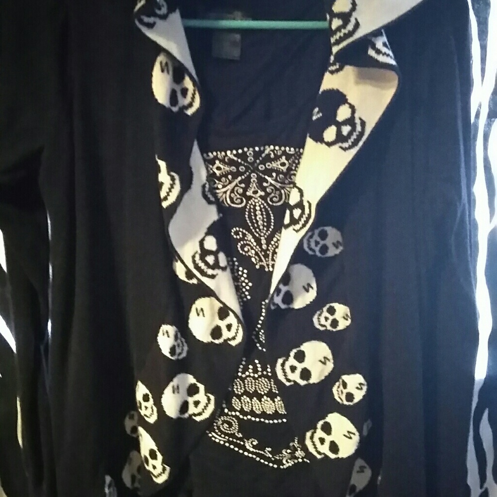 Skeleton sweater