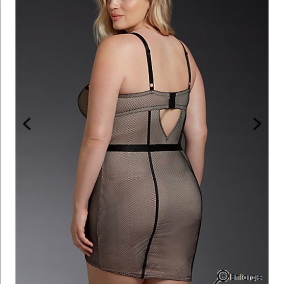 🎉HOST PICK🎉 Torrid Nude Strappy Fishnet Chemise - Picture 2 of 3