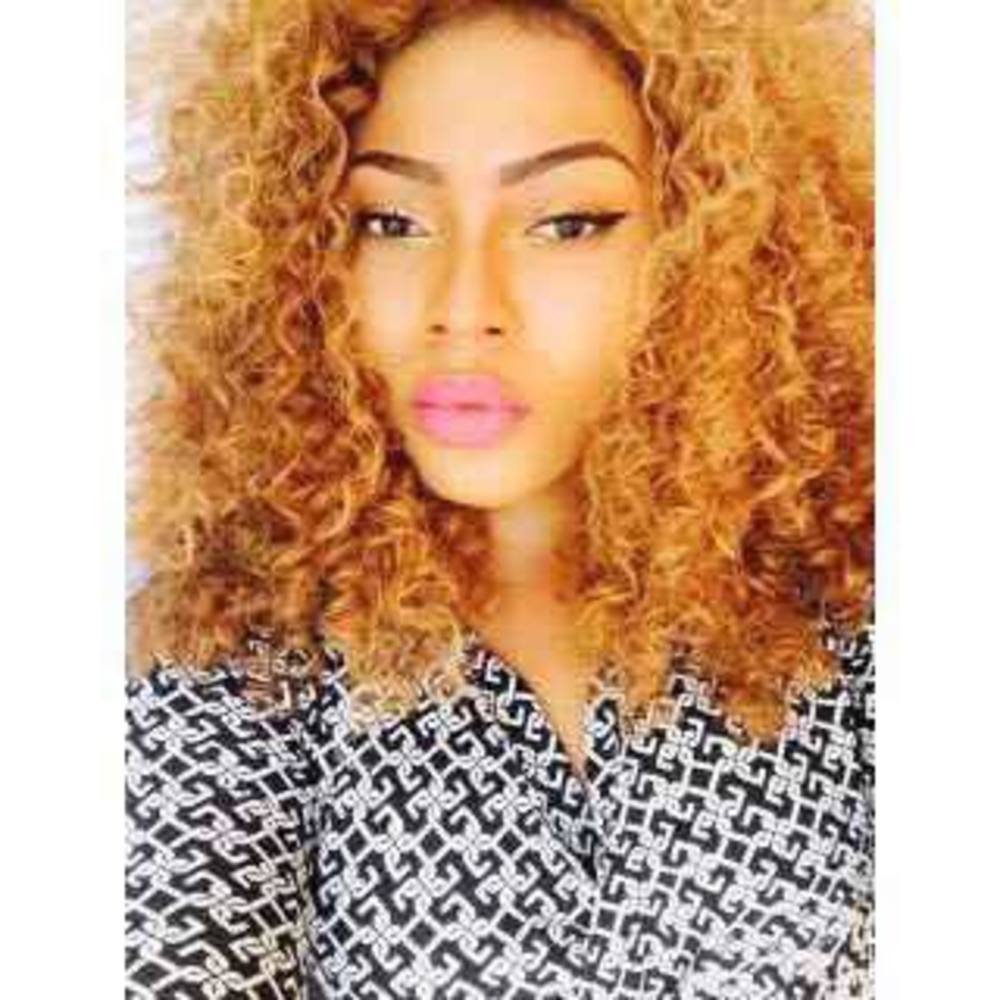 Meet your Posher, Priscilla ade