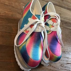 YRU Qloud Rainbow Platforms