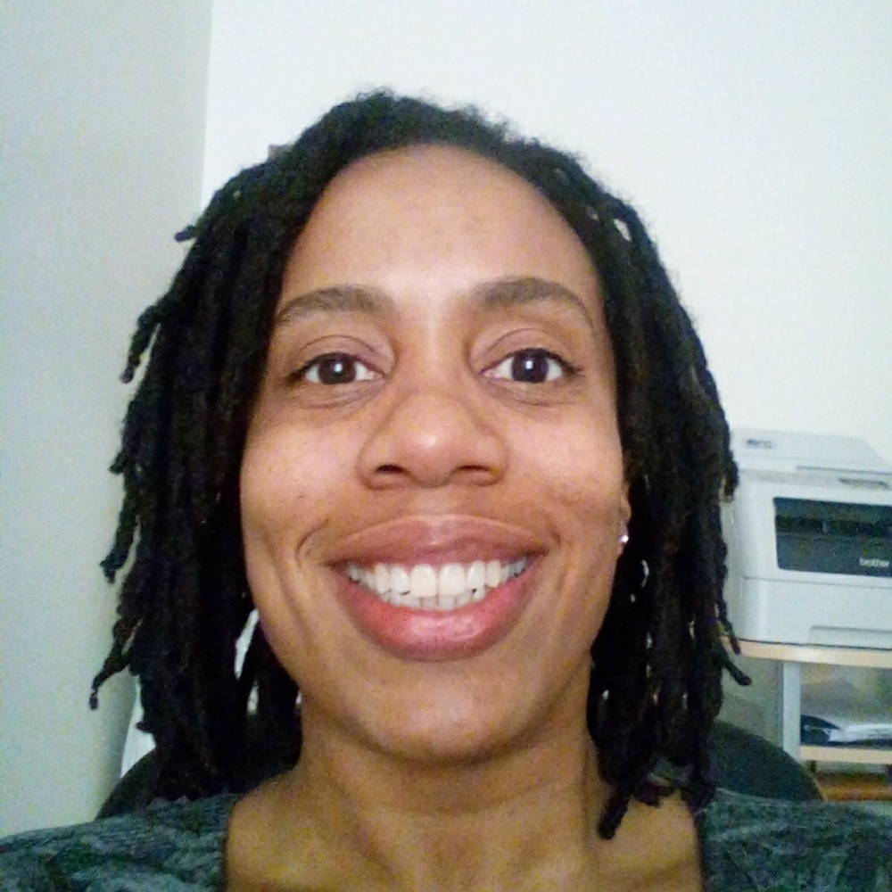 Meet your Posher, Raquel