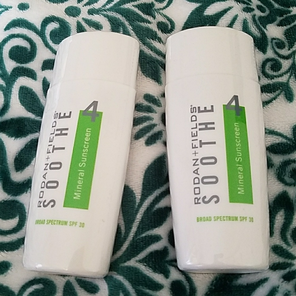 Rodan and Fields Mineral Sunscreen Soothe Regimen