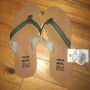 Billabong flip flops