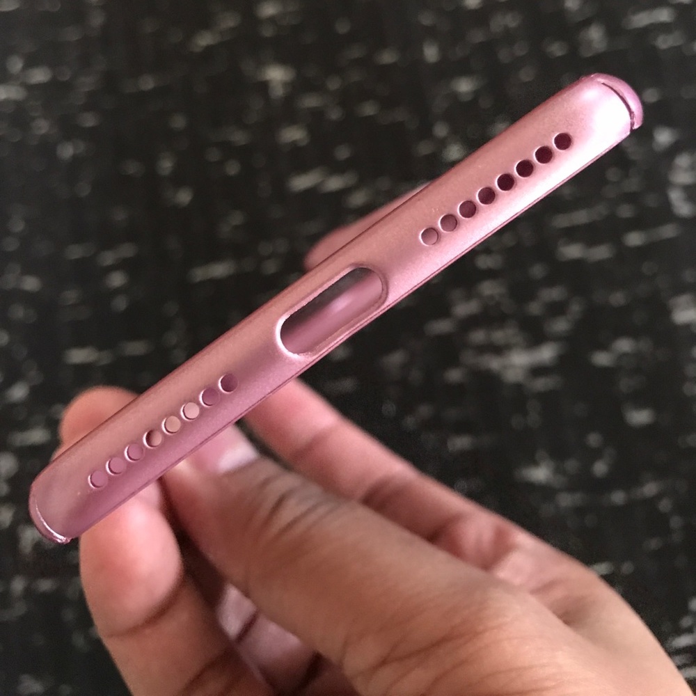 ❌IPHONE 7 PLUS CASE WITH MICKEY MOUSE RING❌ - Picture 3 of 4