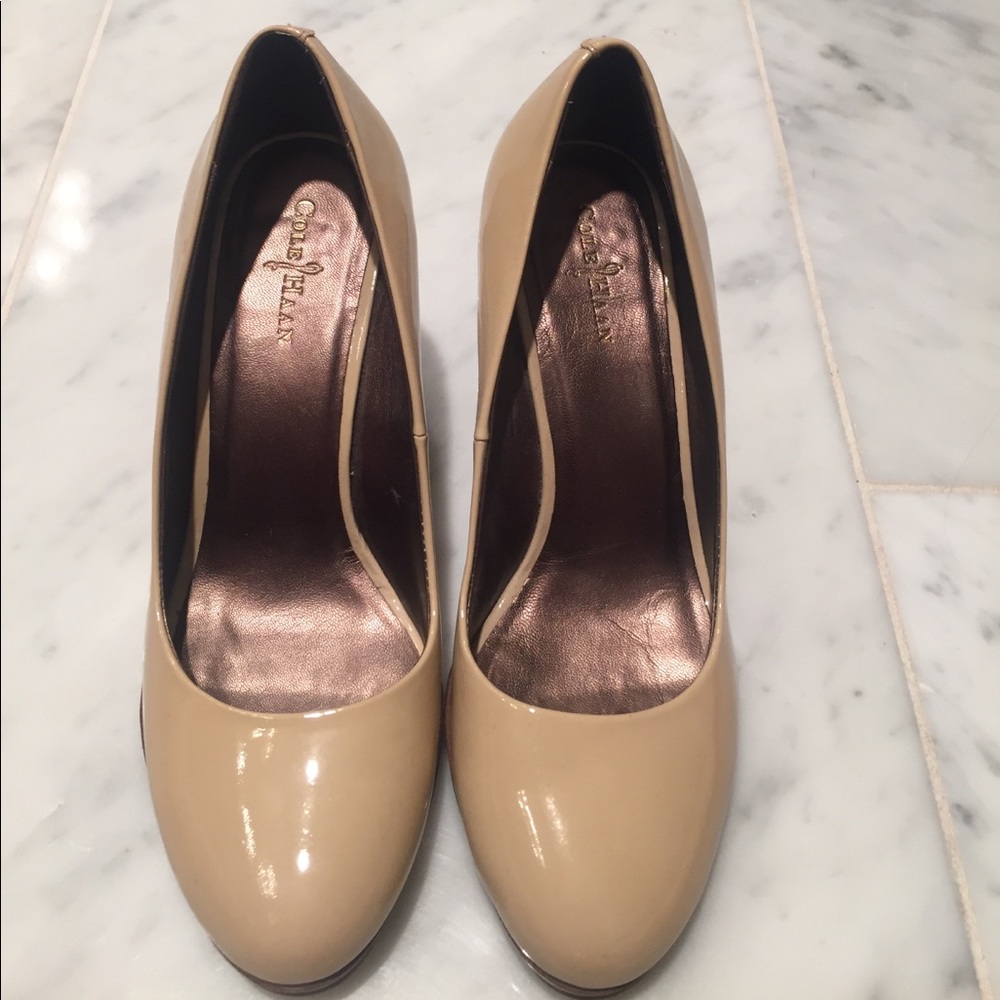 Cole Haan tan leather wedge