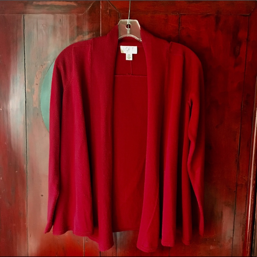 Ann Taylor ruby/ maroon colored knit sweater
