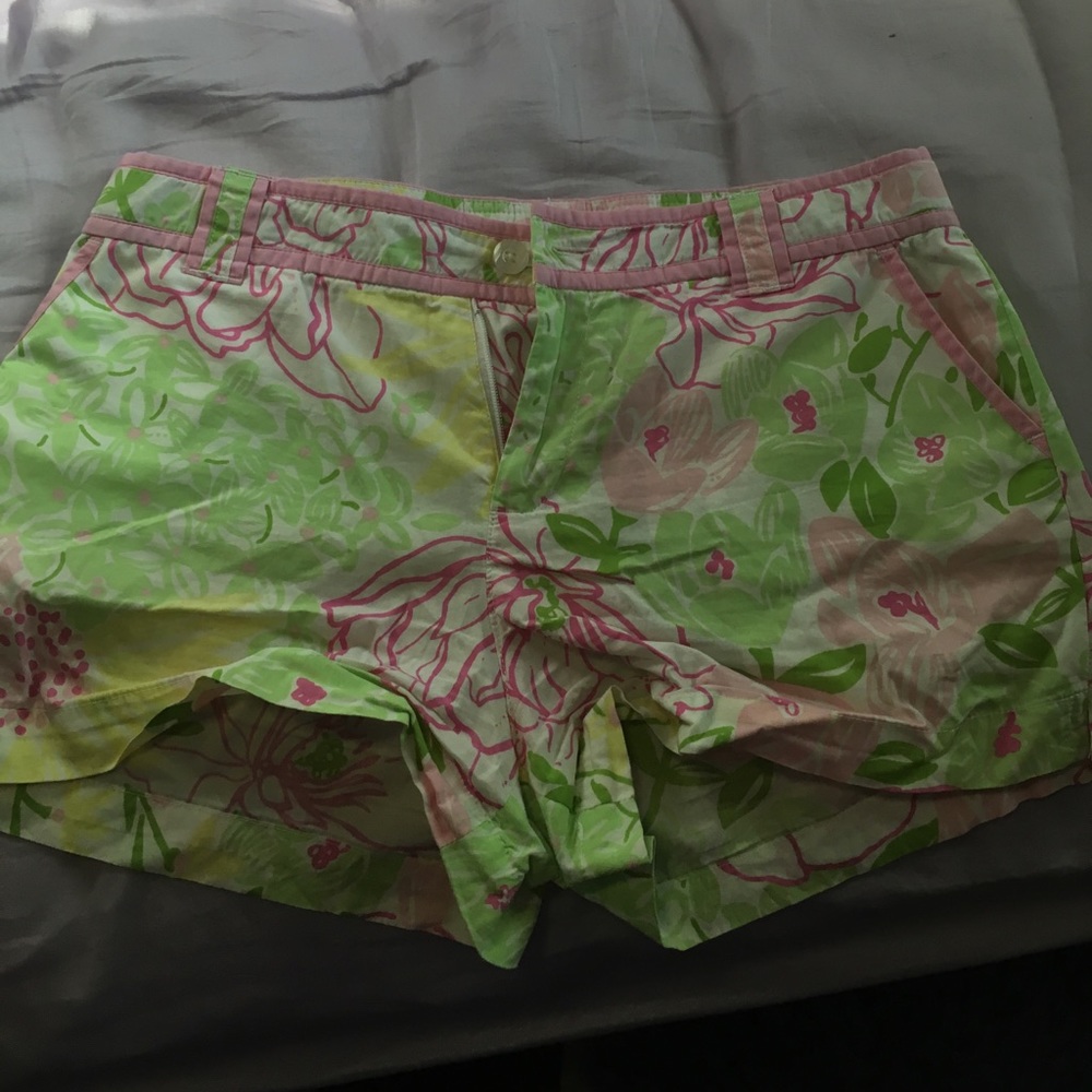 Lilly shorts size 16 kids
