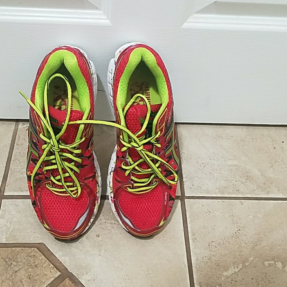 Men's Asics running shoes