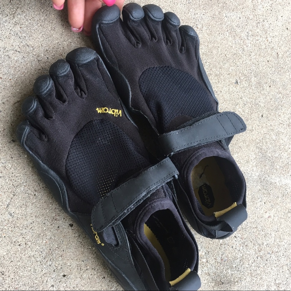 Vibram Five Fingers Women's KSO Shoe