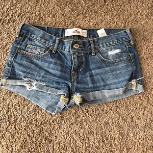 Hollister distressed shorts