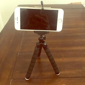 Tripod for phones