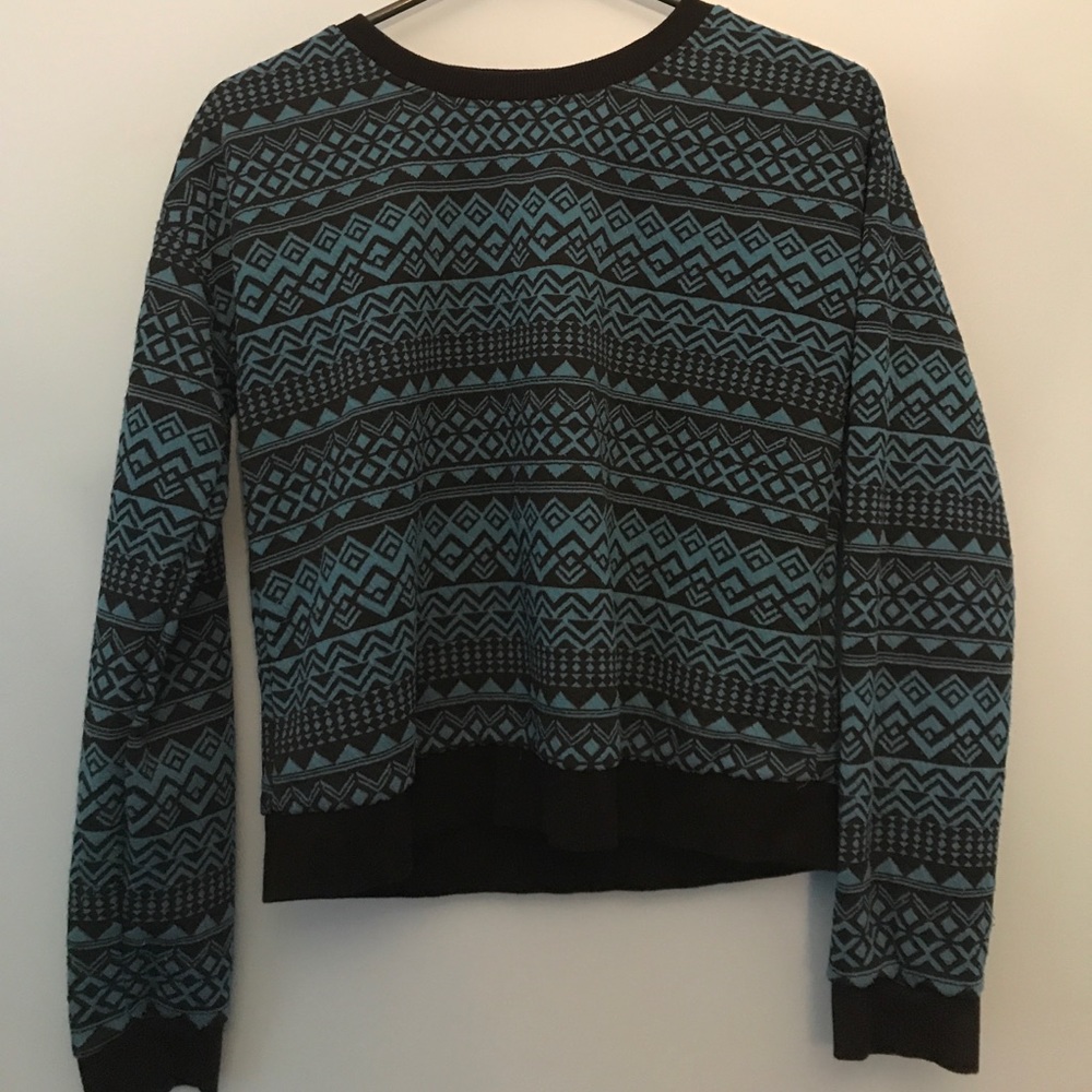 Forever 21 Hipster Geometric Blue Pullover