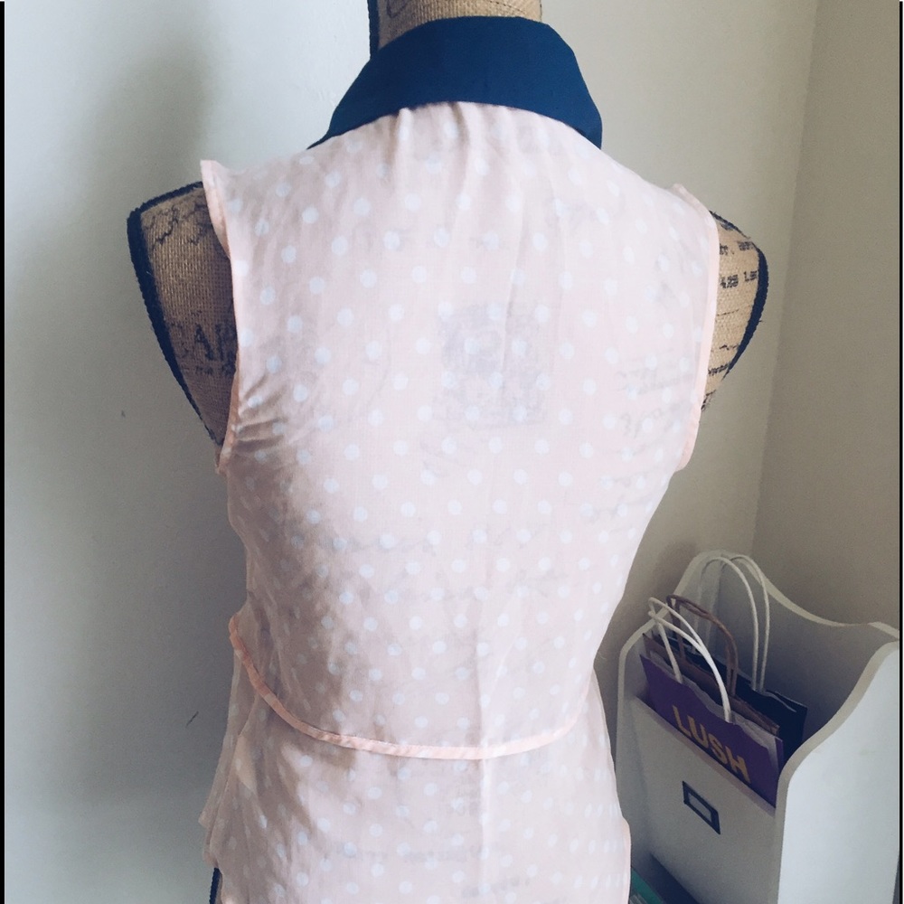 collared top - Picture 3 of 5